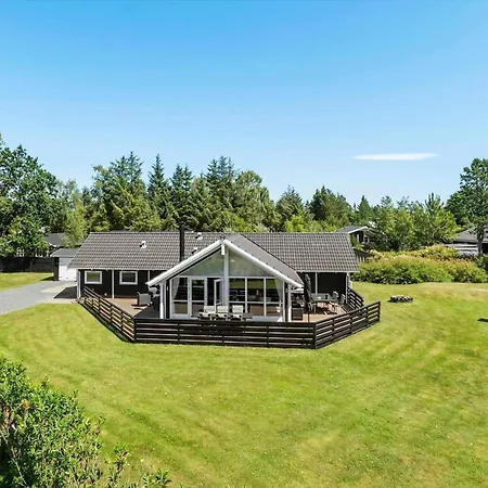 Ha384-hals-brombaervej-16 * Hou (Nordjylland)